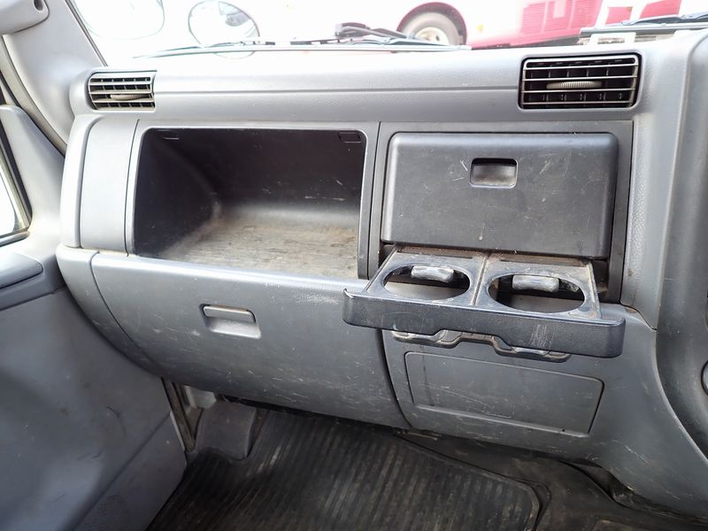 2003 Mitsubishi Canter KK-FE70CB (UW-6a98d885af457)[32]