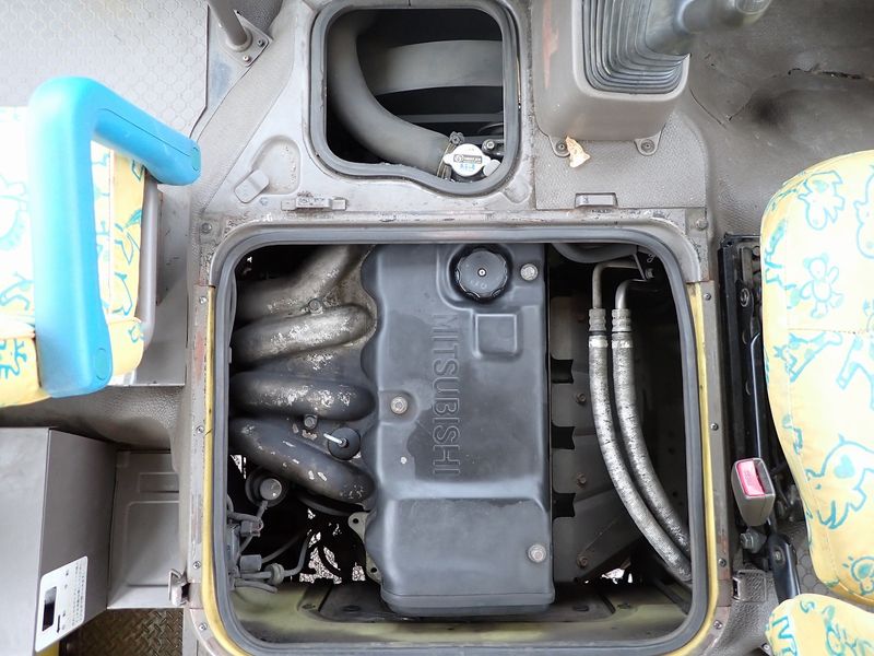 2000 Mitsubishi Rosa KK-BE63CE (UW-6a98d88713c25)[42]