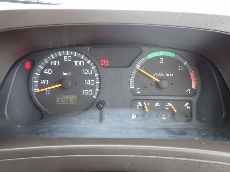 2000 Mitsubishi Rosa KK-BE63CE (UW-6a98d88713c25)[13]