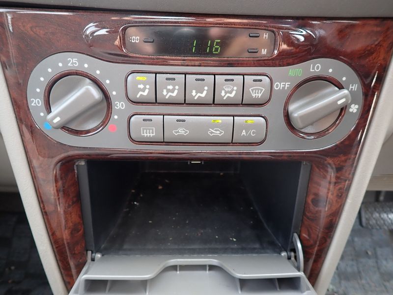 1999 Toyota Corolla GF-AE110 (UW-6a98d887e4ded)[38]
