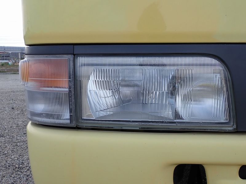 2001 Toyota Coaster KK-HZB40 (UW-6a98d88819a4e)[39]