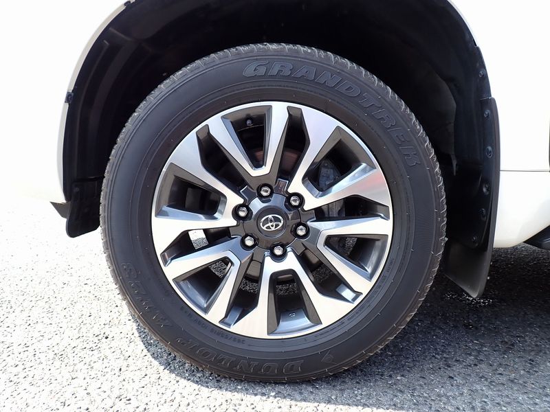 2022 Toyota Land Cruiser Prado 3BA-TRJ150W (UW-6a98d88be7ea5)[11]