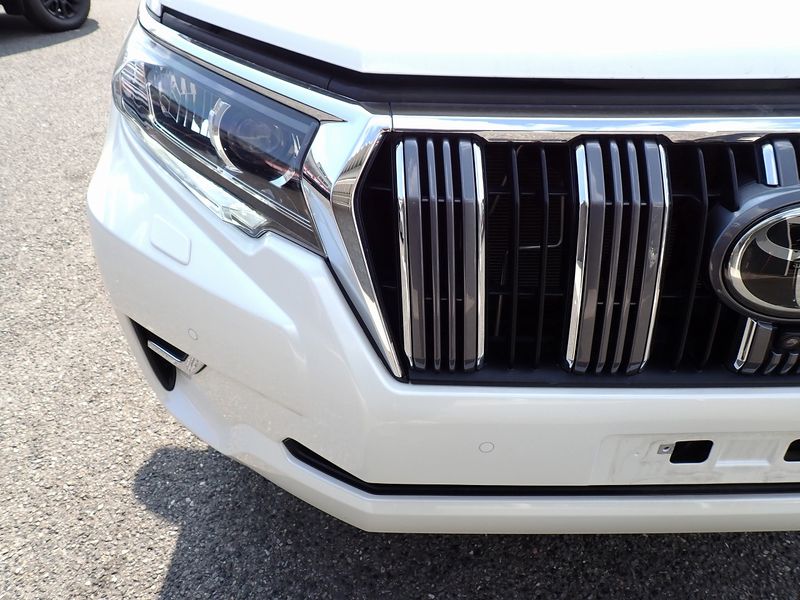 2022 Toyota Land Cruiser Prado 3BA-TRJ150W (UW-6a98d88be7ea5)[40]