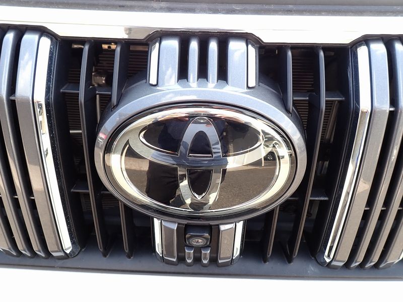 2022 Toyota Land Cruiser Prado 3BA-TRJ150W (UW-6a98d88be7ea5)[41]