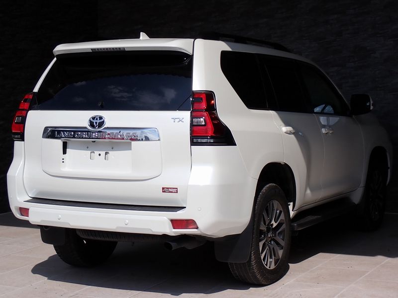 2022 Toyota Land Cruiser Prado 3BA-TRJ150W (UW-6a98d88be7ea5)[4]