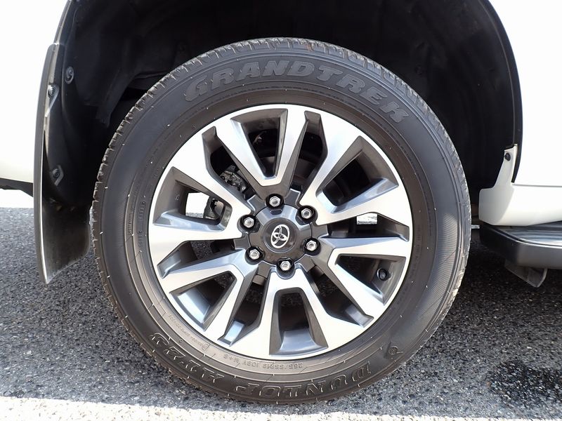 2022 Toyota Land Cruiser Prado 3BA-TRJ150W (UW-6a98d88be7ea5)[8]