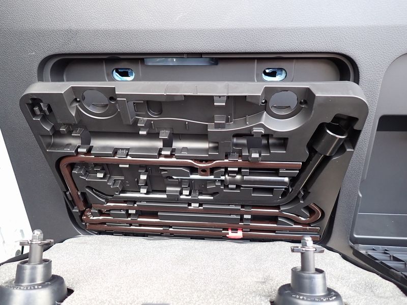 2022 Toyota Land Cruiser Prado 3BA-TRJ150W (UW-6a98d88cd68a3)[26]