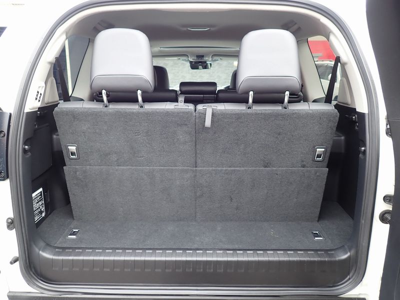 2023 Toyota Land Cruiser Prado 3BA-TRJ150W (UW-6a98d88d8548c)[25]