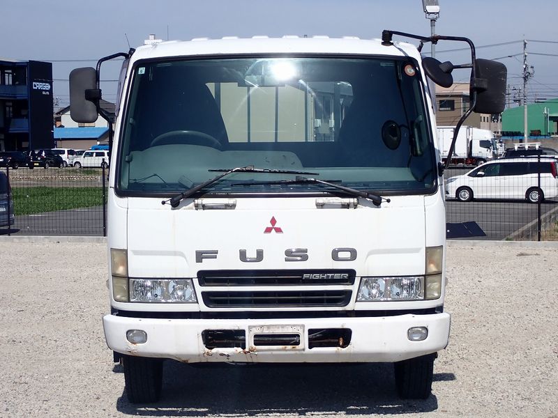 2005 Mitsubishi Fighter PA-FK71RG (UW-6a98d88e52822)[1]