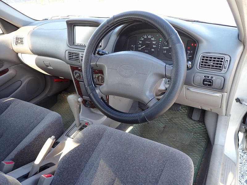 1999 Toyota Corolla GF-AE110 (UW-6a98d88f15795)[13]