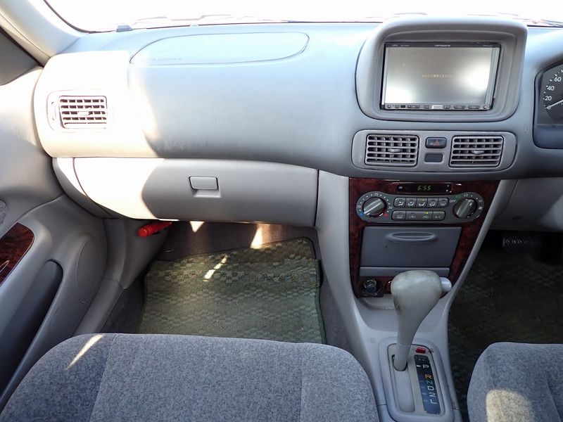 1999 Toyota Corolla GF-AE110 (UW-6a98d88f15795)[14]