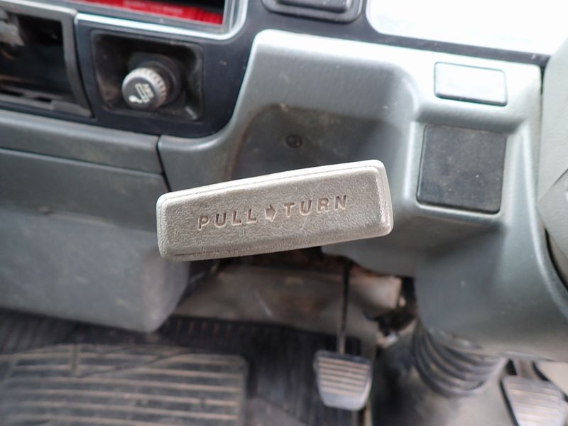 2002 Mitsubishi Canter KK-FE51CBD (UW-6a98d891766ee)[32]