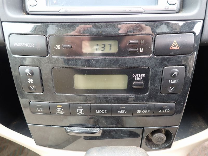 2003 Toyota Corolla Spacio UA-NZE121N (UW-6a98d893cc893)[33]