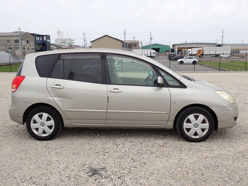 2003 Toyota Corolla Spacio UA-NZE121N (UW-6a98d893cc893)[5]