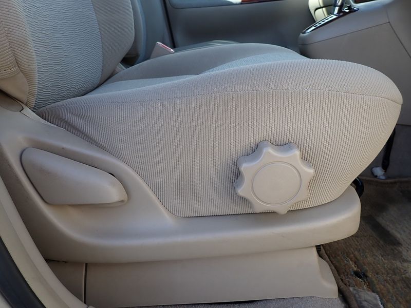 2003 Toyota Corolla Spacio TA-NZE121N (UW-6a98d89651eb7)[23]