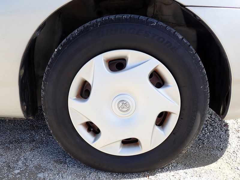 2003 Toyota Corolla Spacio TA-NZE121N (UW-6a98d89651eb7)[8]