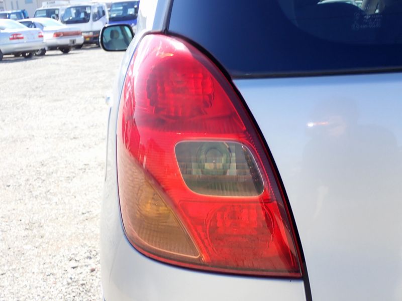 2003 Toyota Corolla Spacio TA-NZE121N (UW-6a98d89651eb7)[38]