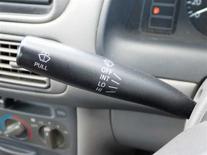 1999 Toyota Corolla Sedan GF-AE110 (UW-6a98d89b41cfa)[23]