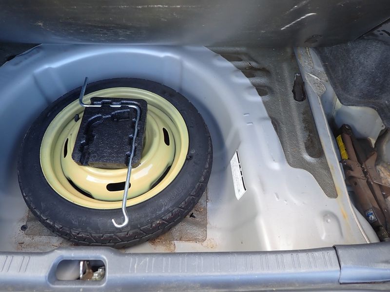 1999 Toyota Corolla GF-AE110 (UW-6a98d89b47a23)[25]