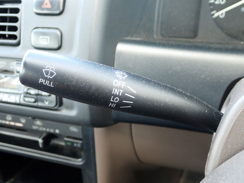 1997 Toyota Corolla E-EE111 (UW-6a98d89c8cd74)[35]