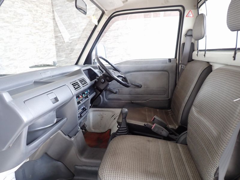1994 Honda Acty Truck V-HA3 (UW-6a98d8a183e22)[21]