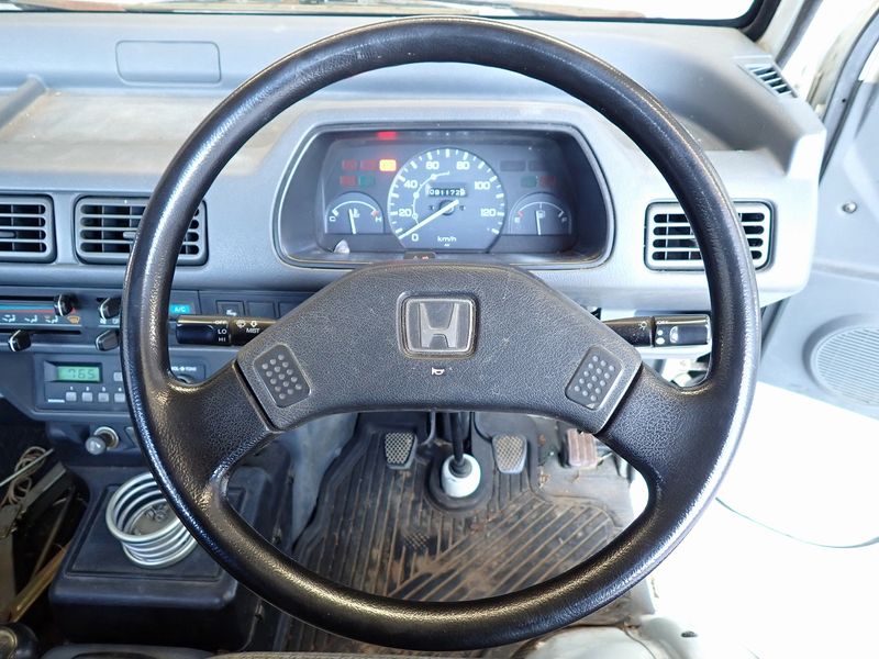 1995 Honda Acty Truck V-HA3 (UW-6a98d8a2430c7)[24]