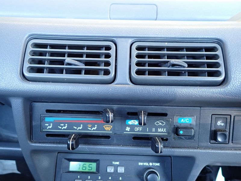 1995 Honda Acty Truck V-HA3 (UW-6a98d8a2430c7)[27]