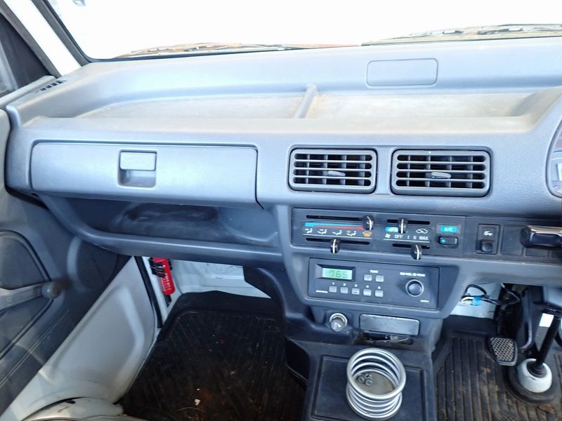 1995 Honda Acty Truck V-HA3 (UW-6a98d8a2430c7)[26]