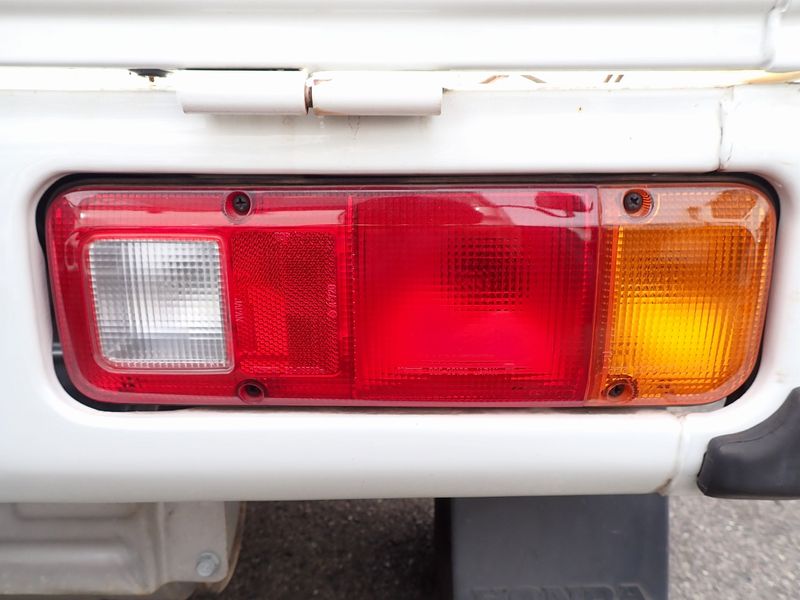 1997 Honda Acty Truck V-HA3 (UW-6a98d8a37b170)[40]