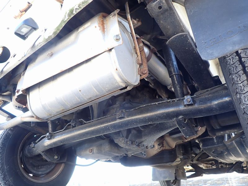1997 Honda Acty Truck V-HA3 (UW-6a98d8a585680)[17]