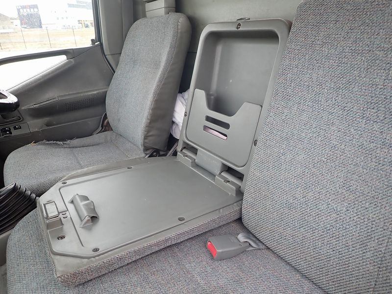 1996 Mitsubishi Canter KC-FE507B (UW-6a98d8a670f84)[31]