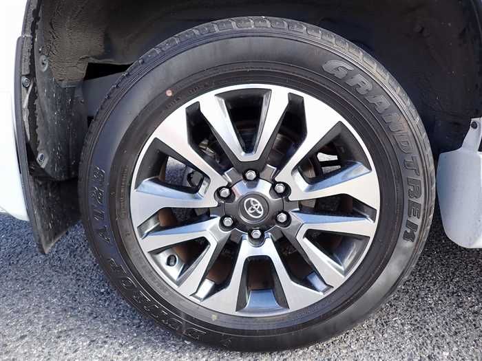 2021 Toyota Land Cruiser Prado 3BA-TRJ150W (UW-6a98d8a729207)[8]