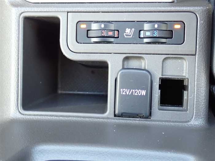 2021 Toyota Land Cruiser Prado 3BA-TRJ150W (UW-6a98d8a729207)[23]