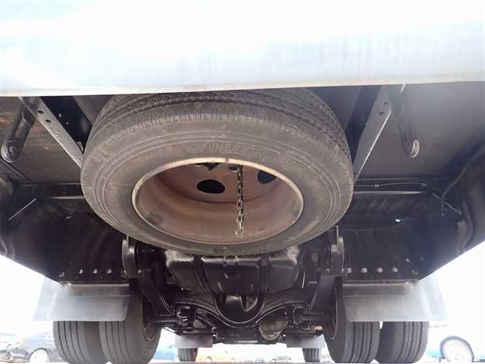 1995 Toyota Coaster U-HZB40 (UW-6a98d8a78b574)[19]