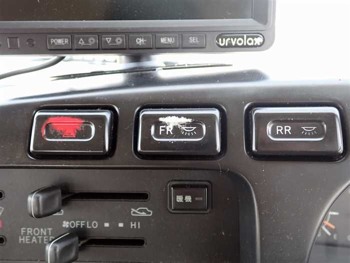 1995 Toyota Coaster U-HZB40 (UW-6a98d8a78b574)[24]