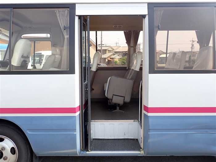 1995 Toyota Coaster U-HZB40 (UW-6a98d8a78b574)[26]