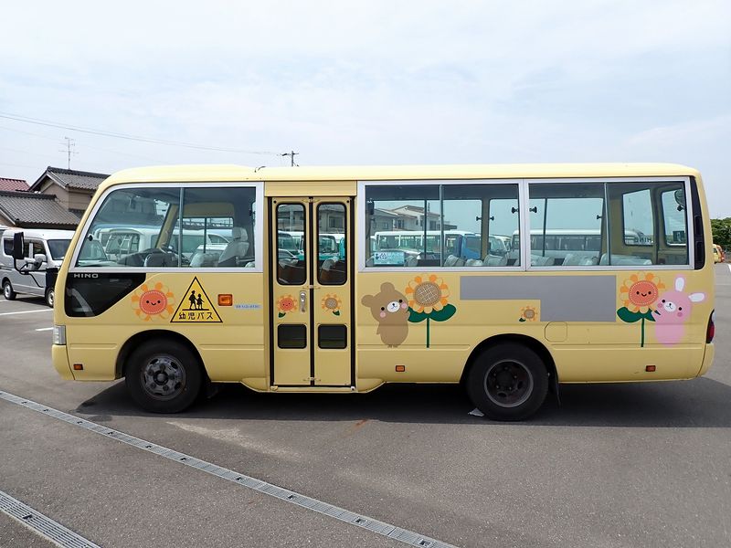 2010 Hino Liesse II BDG-XZB40M (UW-6a98d8a799ed6)[1]