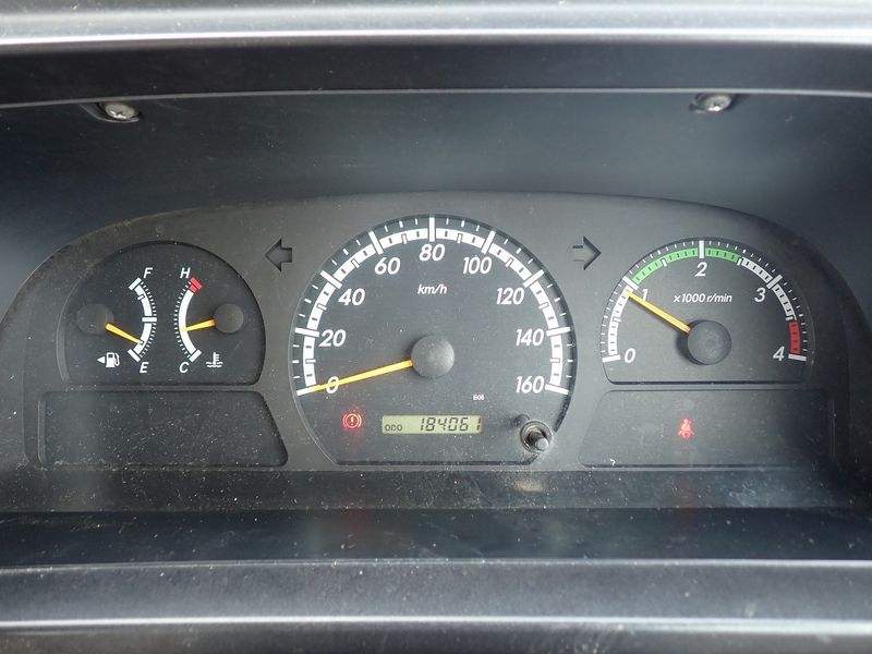 2010 Hino Liesse II BDG-XZB40M (UW-6a98d8a799ed6)[29]
