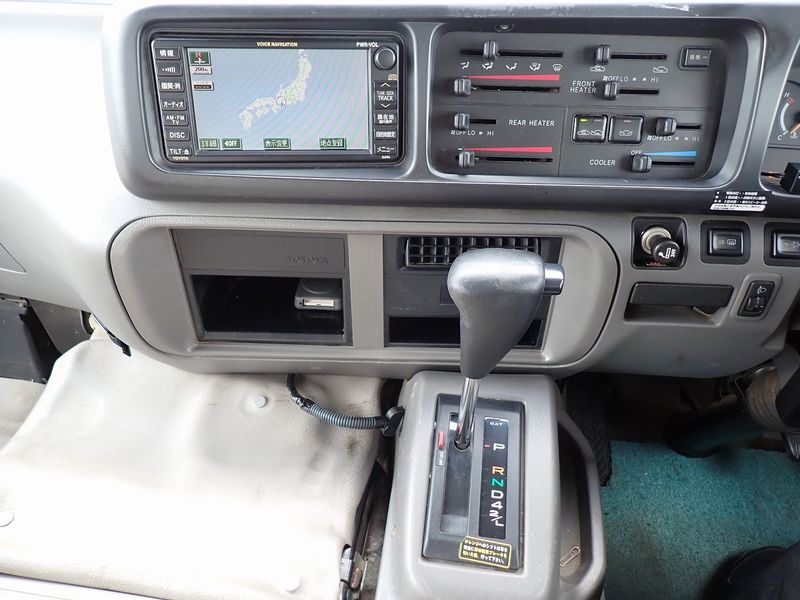 2010 Hino Liesse II BDG-XZB40M (UW-6a98d8a932759)[27]