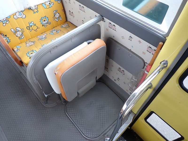 2010 Hino Liesse II BDG-XZB40M (UW-6a98d8a932759)[19]