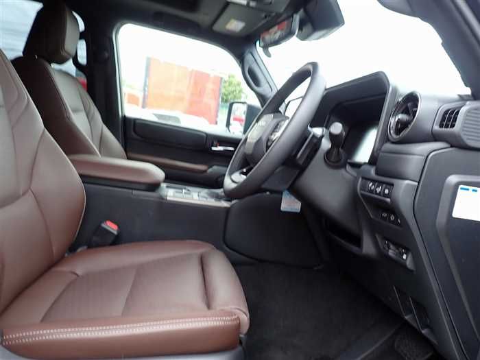 2025 Toyota Land Cruiser 3DA-GDJ250W (UW-6a98d8ab81bd5)[12]