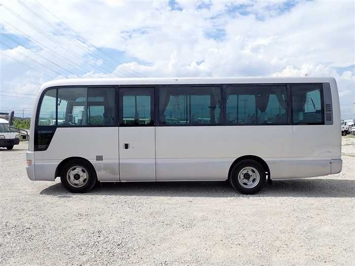 2000 Nissan Civilian Bus KK-BHW41 (UW-6a98d8acf2707)[1]