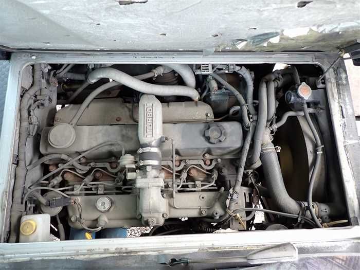 2000 Nissan Civilian Bus KK-BHW41 (UW-6a98d8acf2707)[29]