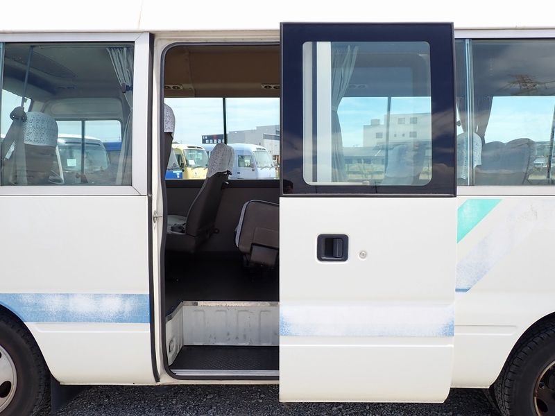 2000 Toyota Coaster KK-HZB40 (UW-6a98d8ad94c47)[23]