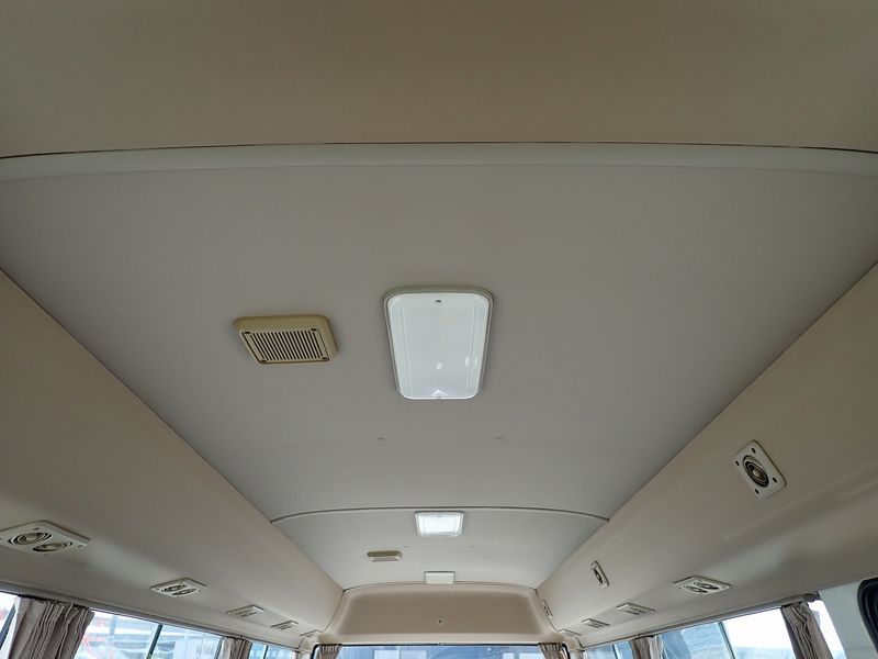 2000 Toyota Coaster KK-HZB40 (UW-6a98d8ad94c47)[34]