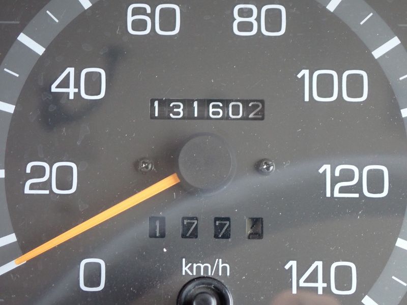 1996 Mitsubishi Rosa KC-BE459F (UW-6a98d8af9357f)[16]