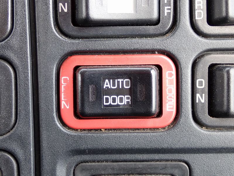 1996 Mitsubishi Rosa KC-BE459F (UW-6a98d8af9357f)[20]