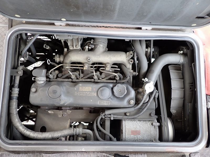 1996 Mitsubishi Rosa KC-BE459F (UW-6a98d8af9357f)[38]
