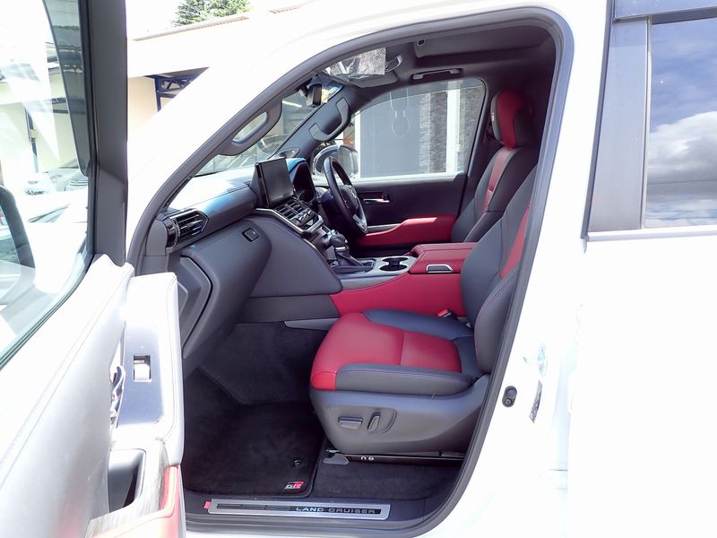 2023 Toyota Land Cruiser 3DA-FJA300W (UW-6a98d8b25b168)[33]