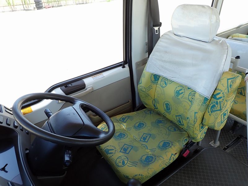 2006 Mitsubishi Rosa PA-BE63DE (UW-6a98d8b33d85f)[22]